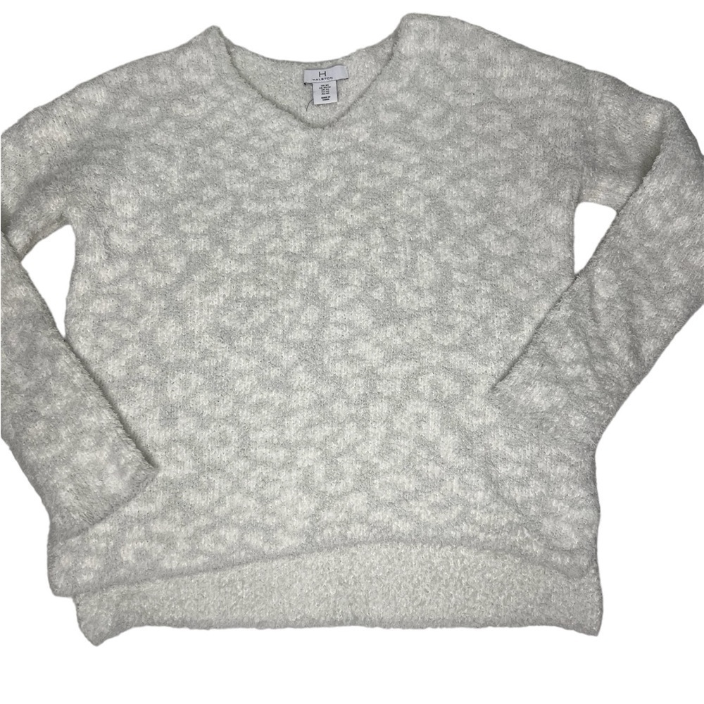 H by Halston V Neck Pullover Animal Print Soft Sweater